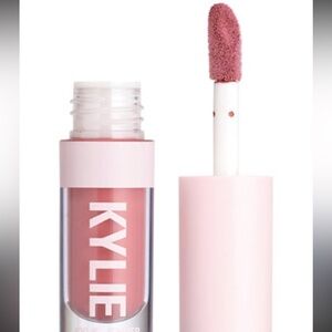 Kylie Cosmetics Pink Lipstick Matte Finish